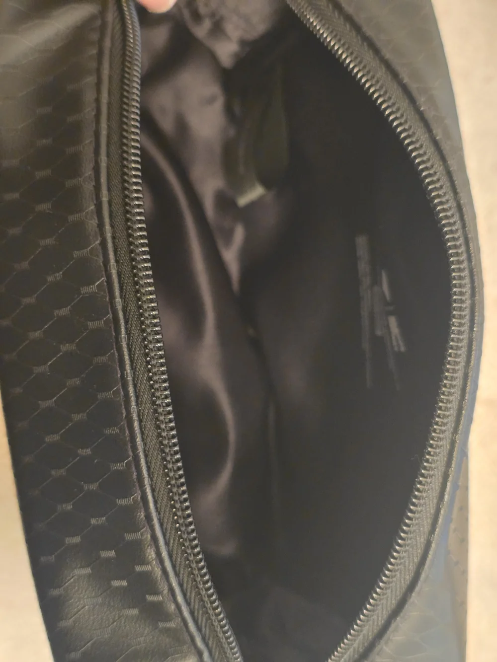 NEW YSL Yves Saint Laurent Parfums Black Cosmetic Makeup Bag GWP